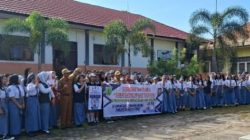 Cegah Kenakalan Remaja, Satpol PP Barito Timur Goes to School