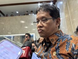 Purbaya bakal tinjau hambatan dapen dan asuransi masuk pasar saham